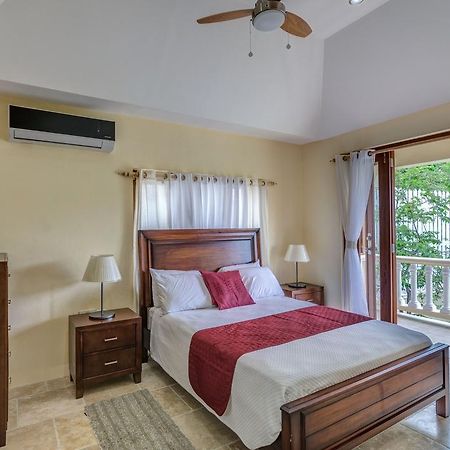 Sandrati Villa Port Elizabeth ภายนอก รูปภาพ