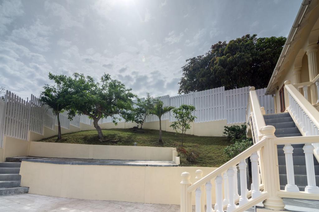 Sandrati Villa Port Elizabeth ภายนอก รูปภาพ