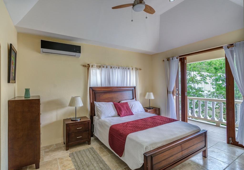 Sandrati Villa Port Elizabeth ภายนอก รูปภาพ