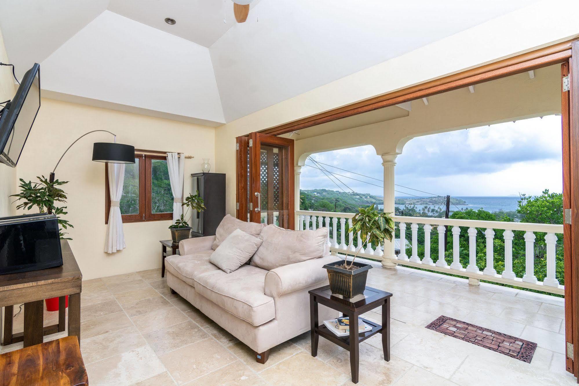 Sandrati Villa Port Elizabeth ภายนอก รูปภาพ