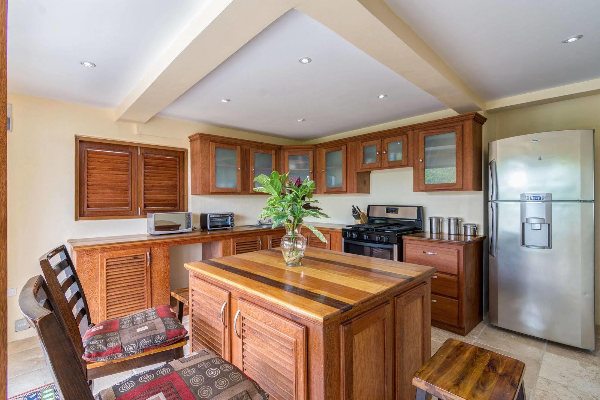 Sandrati Villa Port Elizabeth ภายนอก รูปภาพ